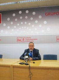 Barranco cree que Gómez podría postularse a las primarias porque "es una de las voces más claras" del PSOE