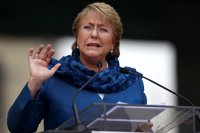Chile.- El equipo de Bachelet aclara que su campaña electoral se ha financiado con créditos