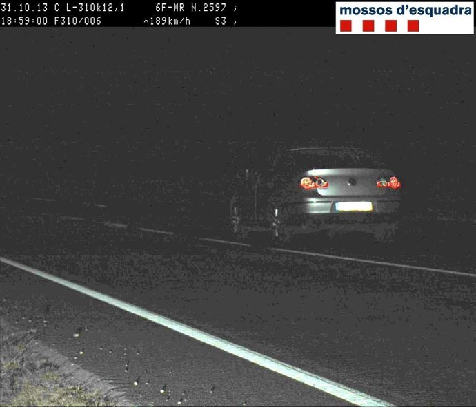 Turismo circulando a 189 en un tramo de 90 en Lleida