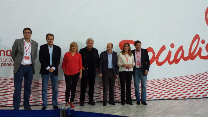 Rubalcaba y González, juntos en la conferencia política del PSOE