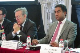 Marcos Peña (pte.CES), Fathallah Sijilmassi (secr.Gral.UpM)