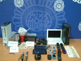 Efectos intervenidos a detenidos por drogas en Lugo.