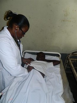 Ambulatorio en la selva