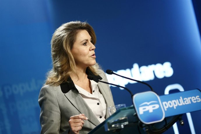 Cospedal hablando en Génova