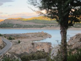 Pantano de la cuenca del Ebro