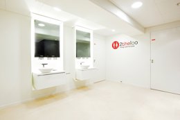 Uno de los baños que gestiona '2thello', adjudicataria de aseos de Atocha