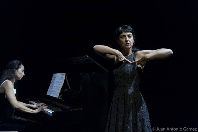 Manuel Nogales Danza en el Teatro Central