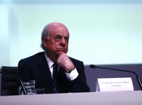El presidente de BBVA ve "lamentable" lo ocurrido en el Parlament con Rato