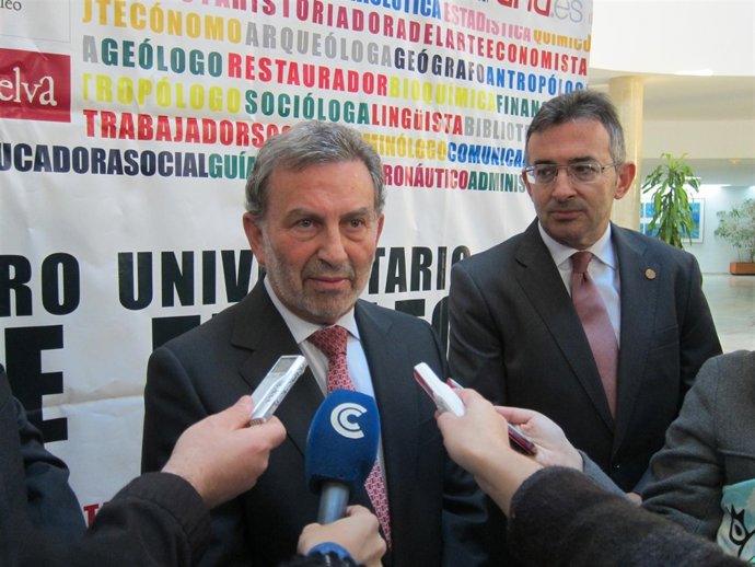 El secretario general de Empleo de la Consejería de Economía, Antonio Gómez.