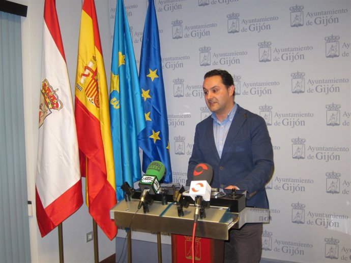 Manuel Pecharromán.