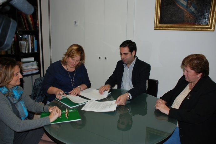 Ángeles Jiménez y Carlos Hinojosa