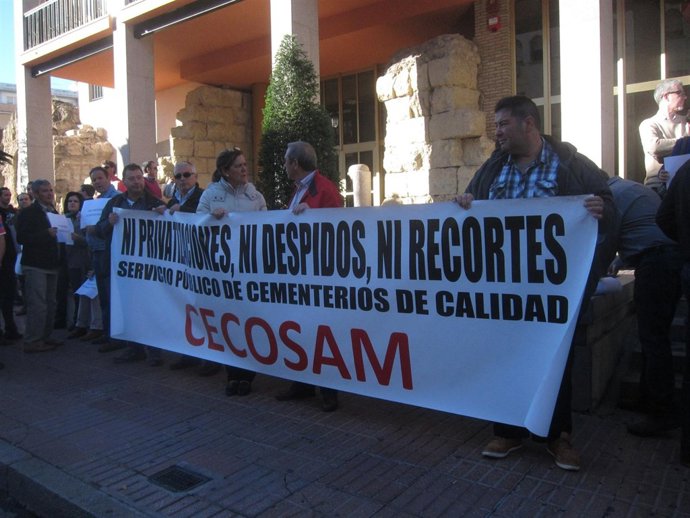 Concentración de los trabajadores de Cecosam