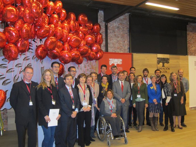 Sáenz de Miera con las ONG y trabajadores de la IV edición de Talento Solidario