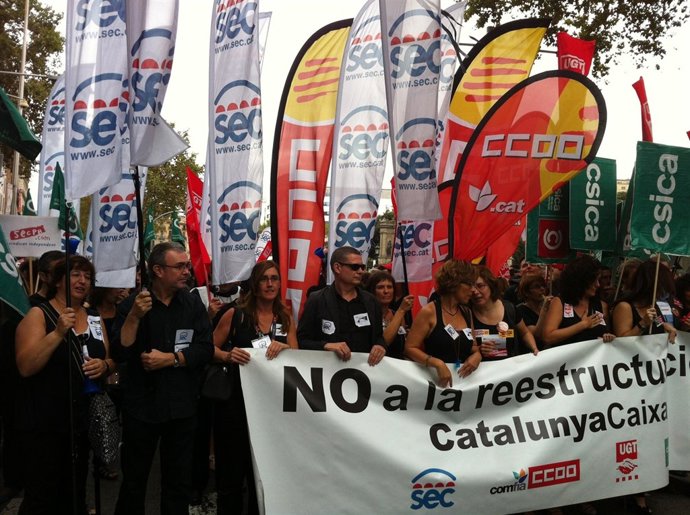 Manifestación de trabajadores de CatalunyaCaixa en Barcelona