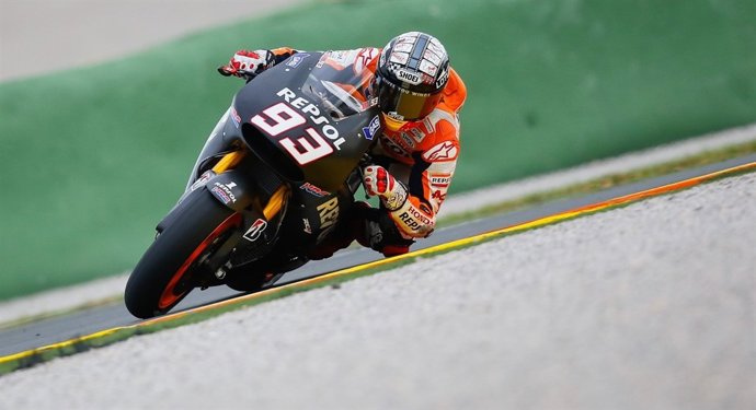 Marc Márquez rodando con la Honda 2014