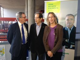 El alcalde X.Trias, A.Sansalvadó (Banc Aliments) y la consellera N.Munté