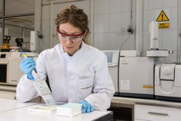 Aenor Laboratorio 74