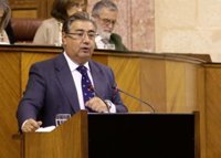 Zoido: "Todos los miembros de gobiernos anteriores son cómplices" de la trama ERE