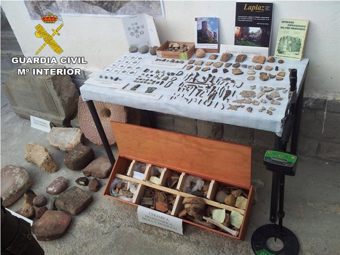 Piezas procedentes de expolios en la Sierra de Chiva