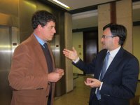 Besteiro dice "no compartir" la sentencia y se hace eco de la "percepción de injusticia" de la ciudadanía