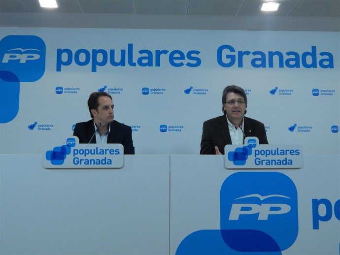 Alcalde de Monachil, Félix Rodríguez, y José Torrente 