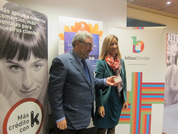 Erkoreka y Monguilot presentan la tarjeta prepago