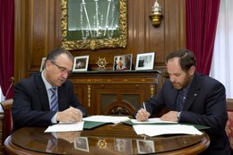 Enrique Maya y Miguel Martínez.