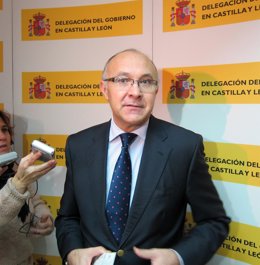 Ramiro ruiz Medrano durante la presentación del programa 'La Delegación informa'