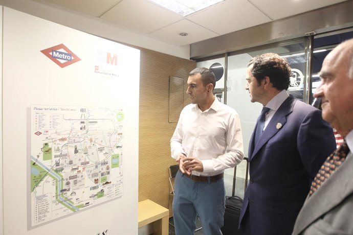 Consejero de Transportes, Infraestructuras y Vivienda, Pablo Cavero