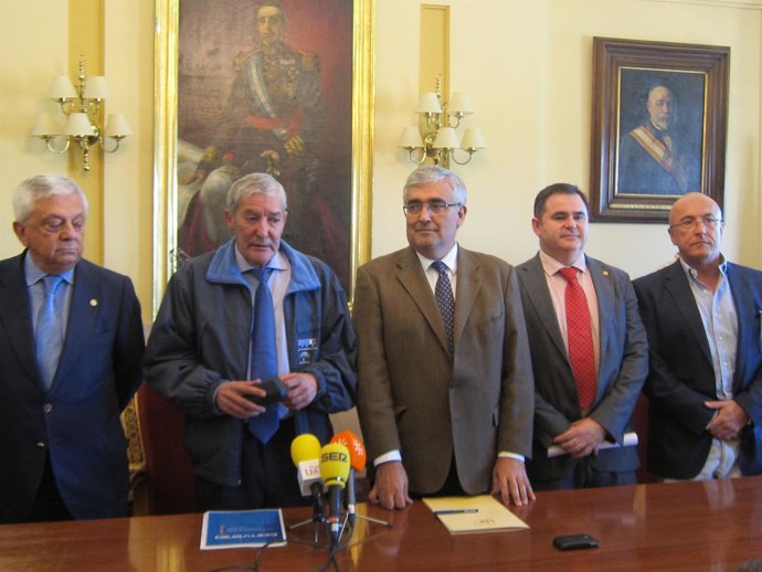 Presentación de acuerdo de colaboración entre la US, Aquagestión y Puerto