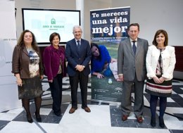 Junta lanza su campaña anual contra la violencia de género