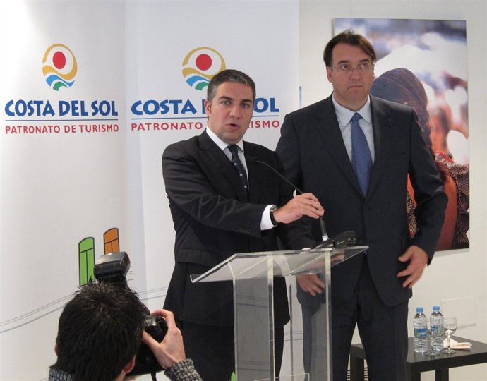  Elías Bendodo Y Arturo Bernal