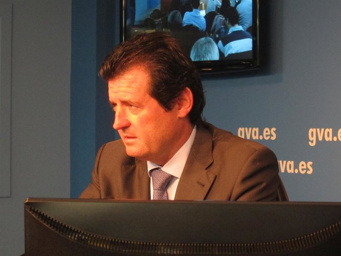 José Císcar en rueda de prensa