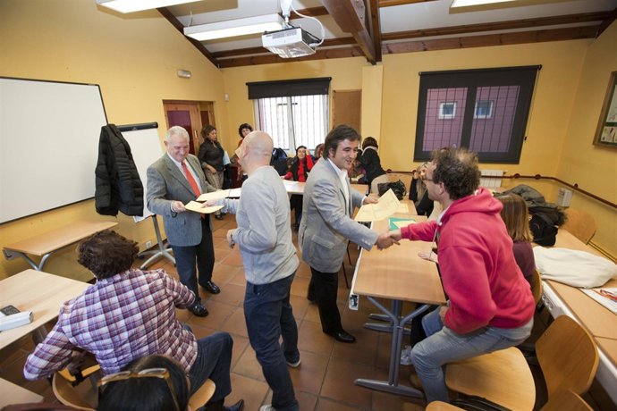 El alcalde en el Centro Municipal de Formación 