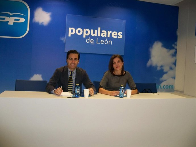 Pedro Zalba y la senadora Silvia Franco en el foro 'Europa como oportunidad'