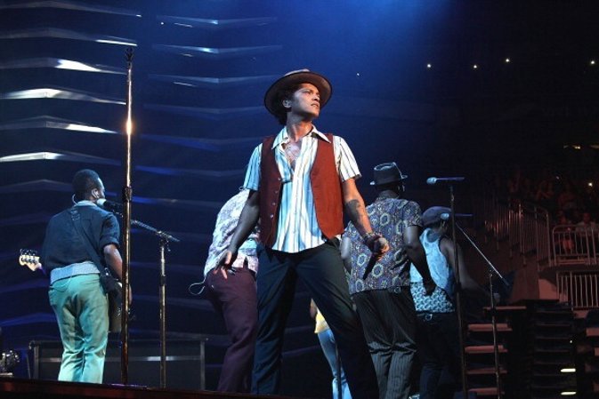 Bruno Mars estará en la próxima Super Bowl