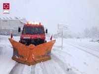 El 112 recibe más de medio centenar de llamadas relacionadas con las nevadas en la Comunitat