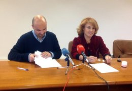 Adelina Bárcena y Celestino Fernández en rueda de prensa  