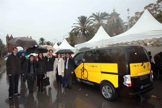 Presentación del primer taxi 100% eléctrico de Barcelona