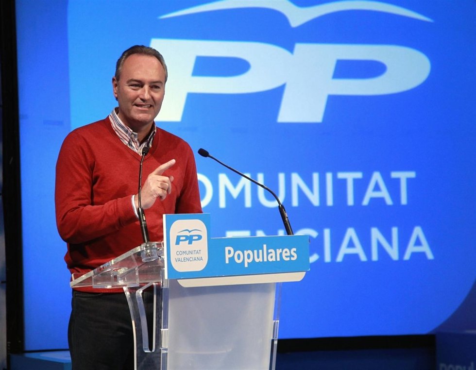 Alberto Fabra en la clausura del acto del PPCV en Villajoyosa