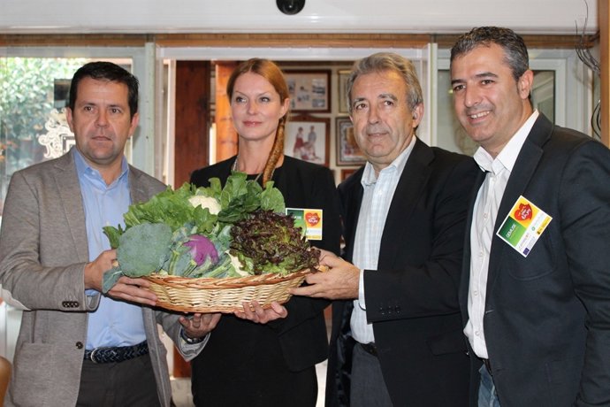 Campaña de promoción 'We care,yoy enjoy'