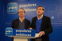 Salas y Carmona en rueda de prensa