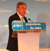 Alcalde de Jaén: La Junta "retiene la Patrica mientras no paga la dependencia"