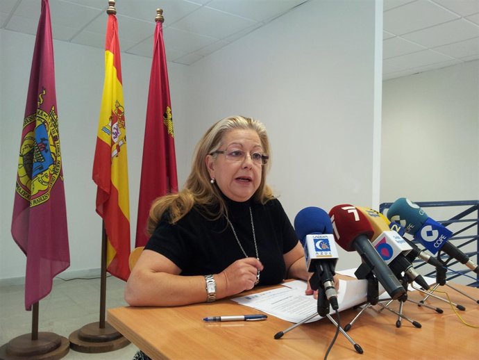  La Concejal De Gestión Para La Recuperación Tras El Terremoto, Satur Martínez 