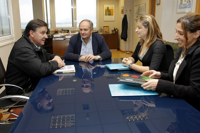 Reunión consejero con El Avellano 