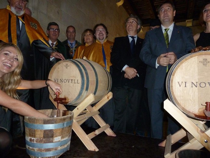El conseller de Agricultura J.M. Pelegrí en la Diada del Vino Joven 2013