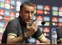 Bento: "Queremos tener el balón, dominar y marcar"