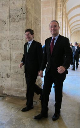 Alberto Fabra camina junto al presidente de Bankia en San Miguel de los Reyes.