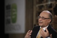 Montoro responde a la OCDE que el Gobierno seguirá haciendo reformas