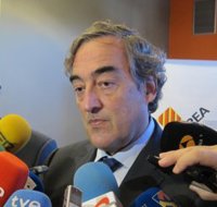 Rosell asegura que le "encantaría" subir los salarios, "pero aún no estamos en esa posición"